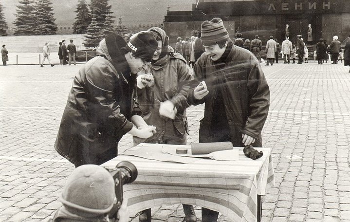 E.T.I. movement, Price 2.20, Action, Anatoly Osmolovsky