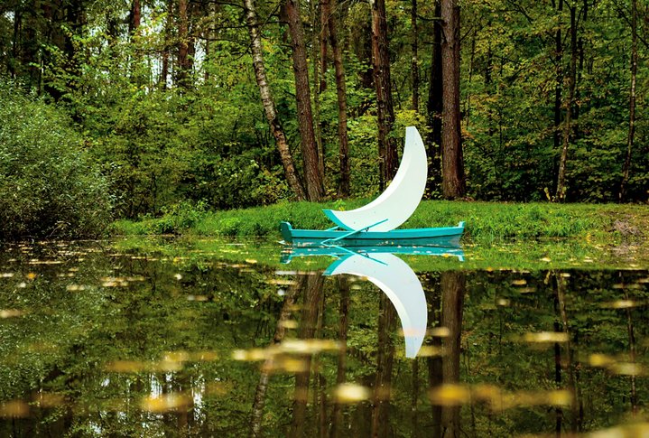 Tishkov Leonid, Private moon, Malevich Park, Public art