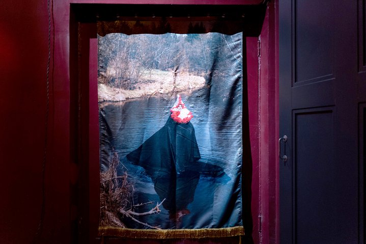 Both Simple and Dark, MYTH Gallery, Radio House, Ulyana Podkorytova, Vadim Mikhailov