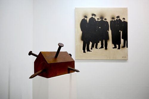 Rinat Voligamsi’s Art of the Absurd