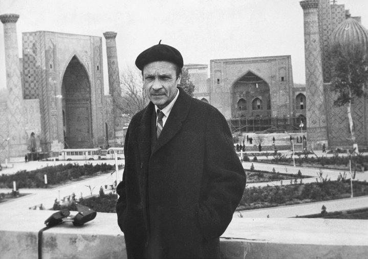 Igor Savitsky, Souvenirs of Savitsky, Nukus Museum, Baktria Press