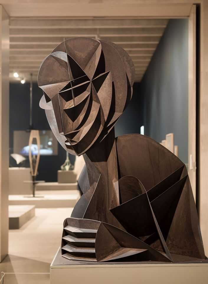 Naum Gabo, Head No.2, Tate St Ives, London
