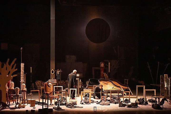 Gogol, The Portrait, Yuri Butusov, Mikhail Chekhov Riga Russian Theatre