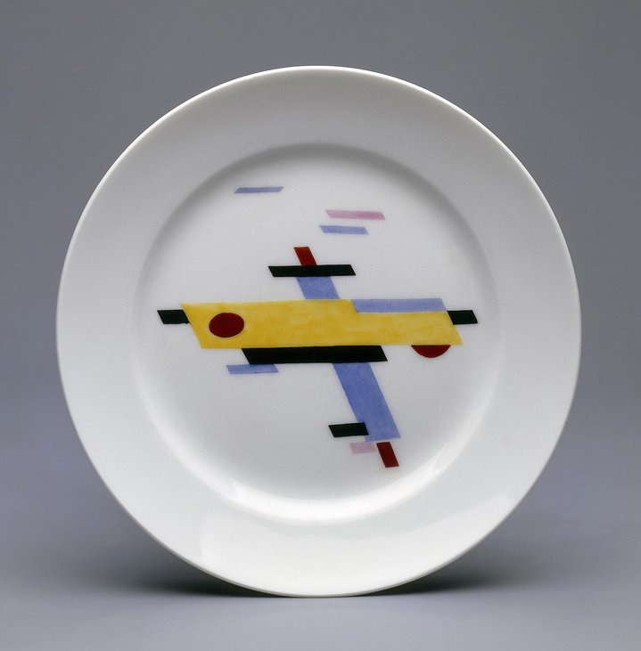porcelain, russian avant-garde, propaganda, suprematism