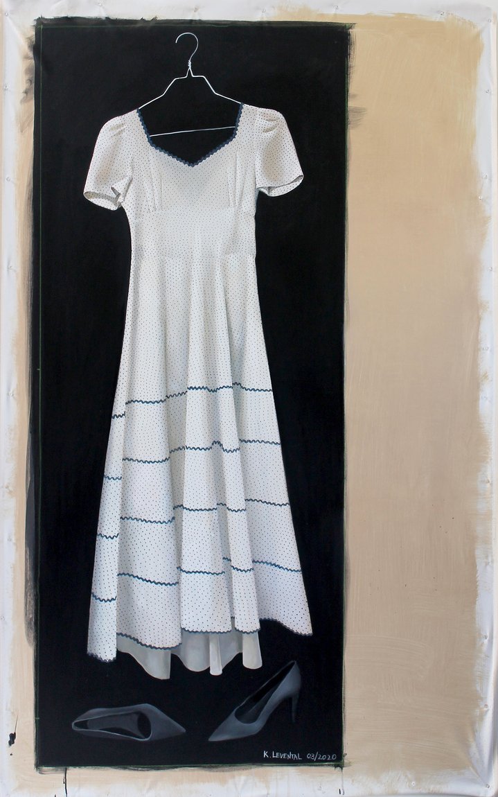 woman artist, dress code, clothes