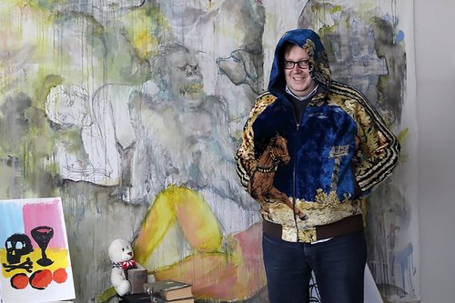 Simon Mraz's collection and one-evening shows of young Russian artists