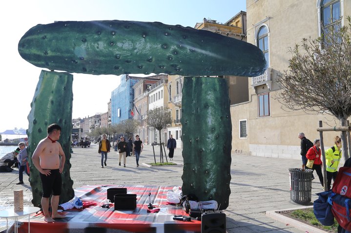 venice biennale, v-a-с foundation, performance, public art, circus